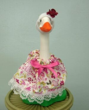 Summer bright pink flowers with white hat outfit for 7" plastic desk goose