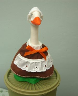 Thanksgiving brown pilgrim outfit for 7" 3d printer goose