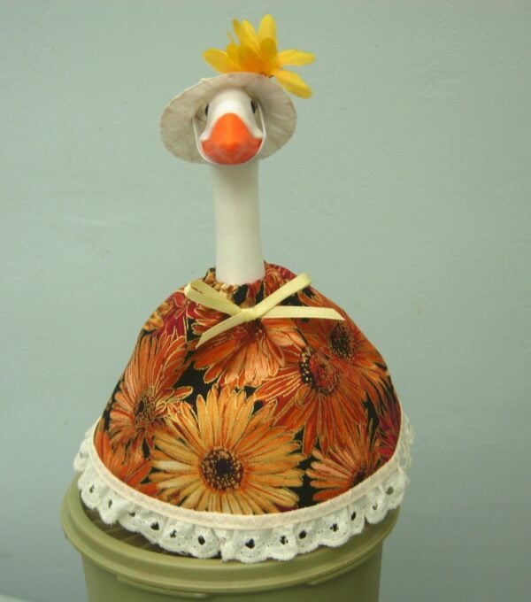 Fall gerbera daisies outfit for 7" desk or office geese