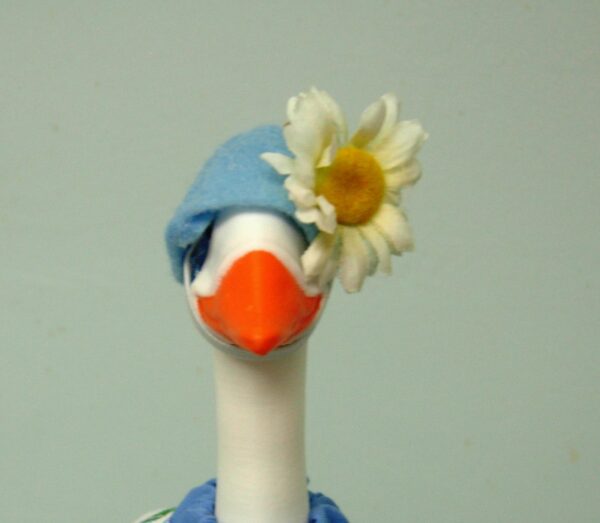 Summer daisies on stripe outfit for 7" desk goose - Image 3