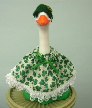 St Patrick's Day shamrocks on cream outfit for 7" desk goose